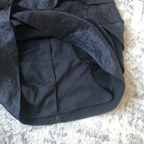 Adrianna Papell sz 10 Black flutter cocktail dress - Picture 9 of 10